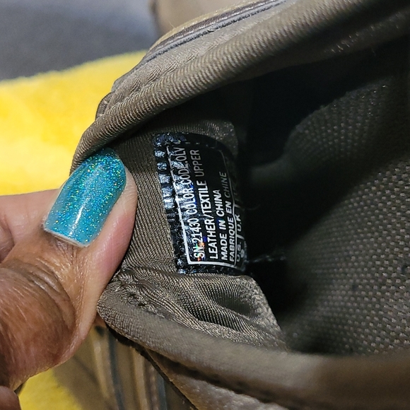 Skechers green outlined with gold ad gray. Slip on. - Picture 6 of 6